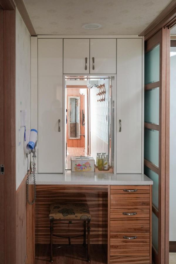 Jungmun Haesung Parktel Villa Seogwipo Bagian luar foto