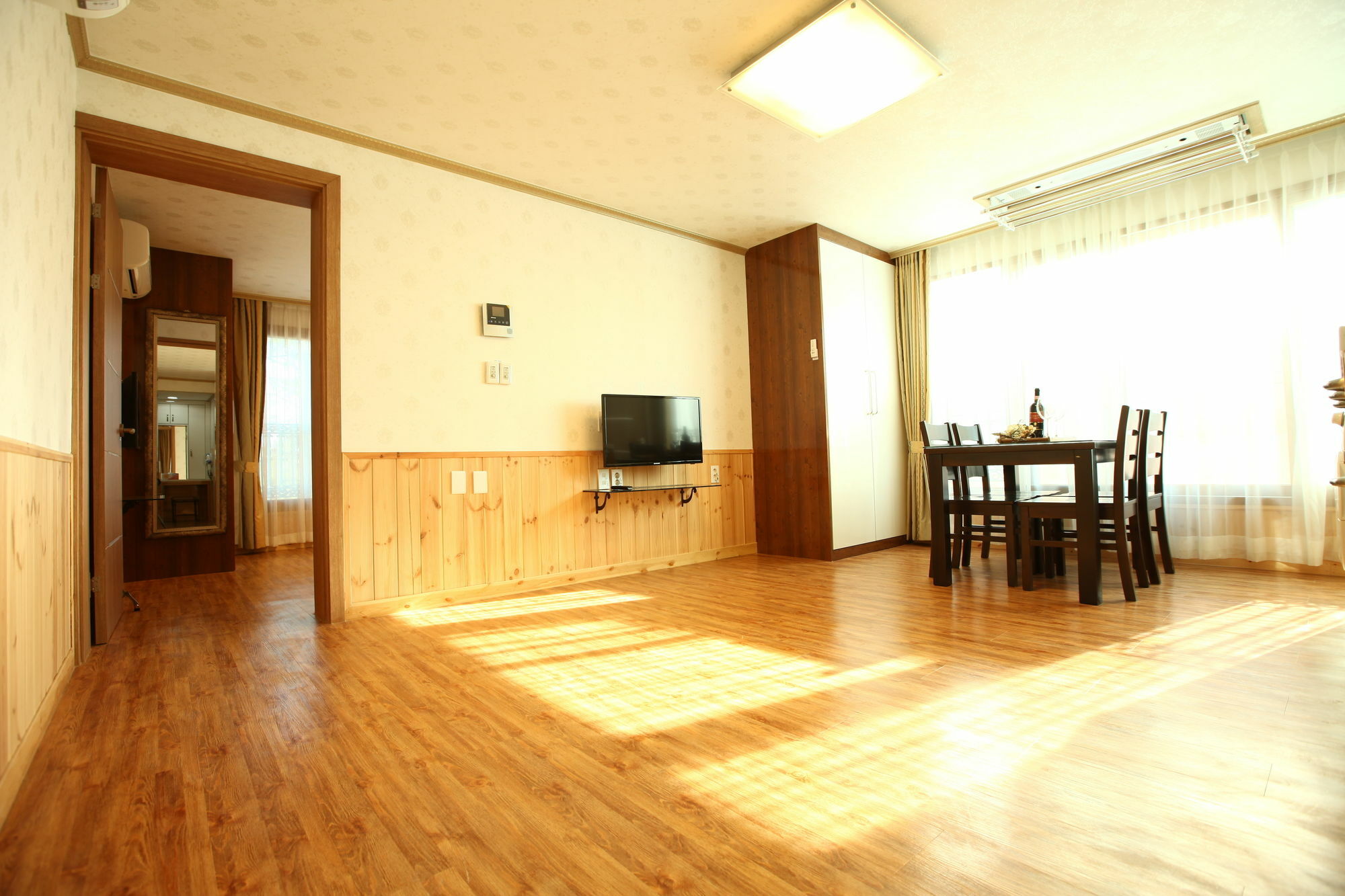 Jungmun Haesung Parktel Villa Seogwipo Bagian luar foto