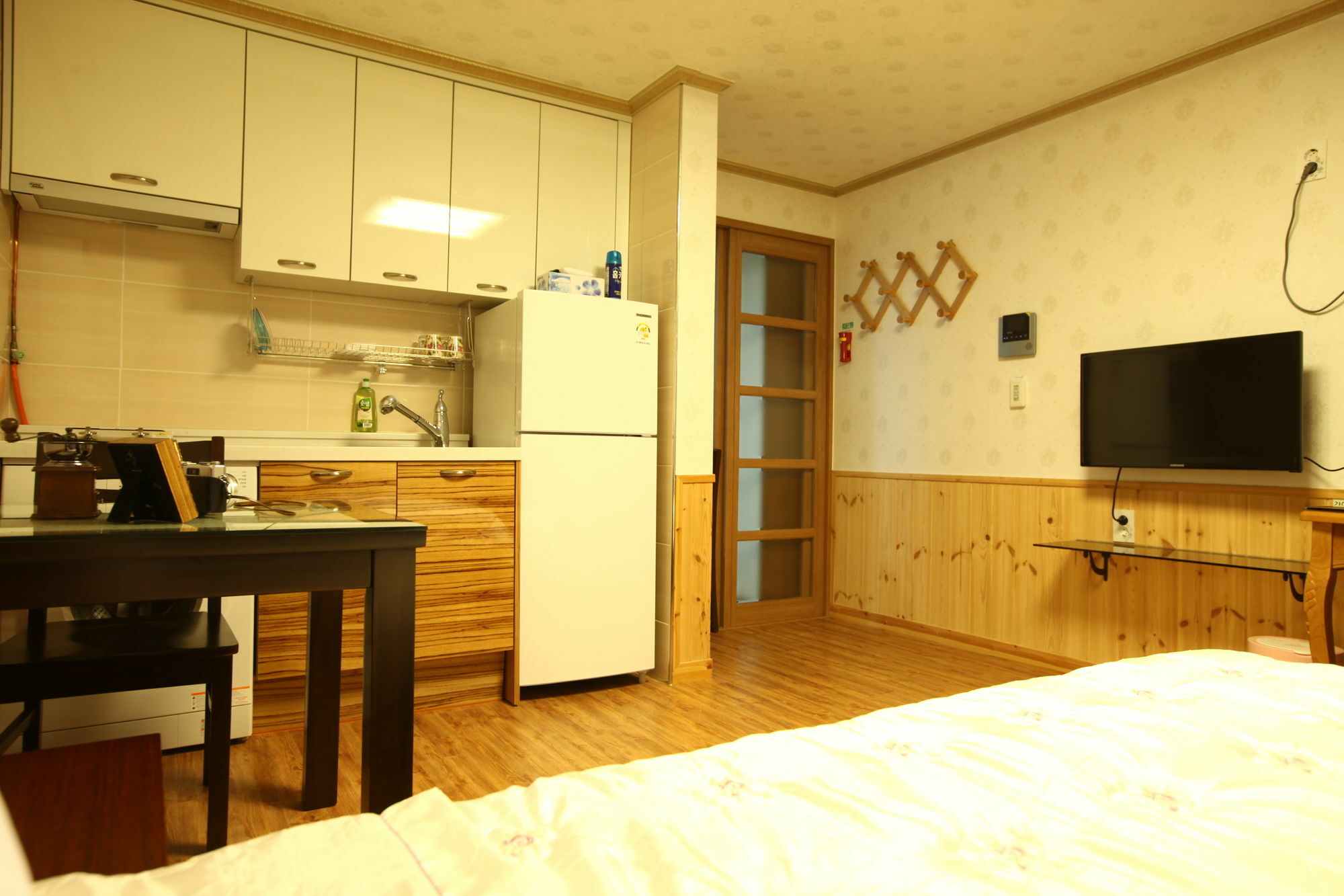 Jungmun Haesung Parktel Villa Seogwipo Bagian luar foto