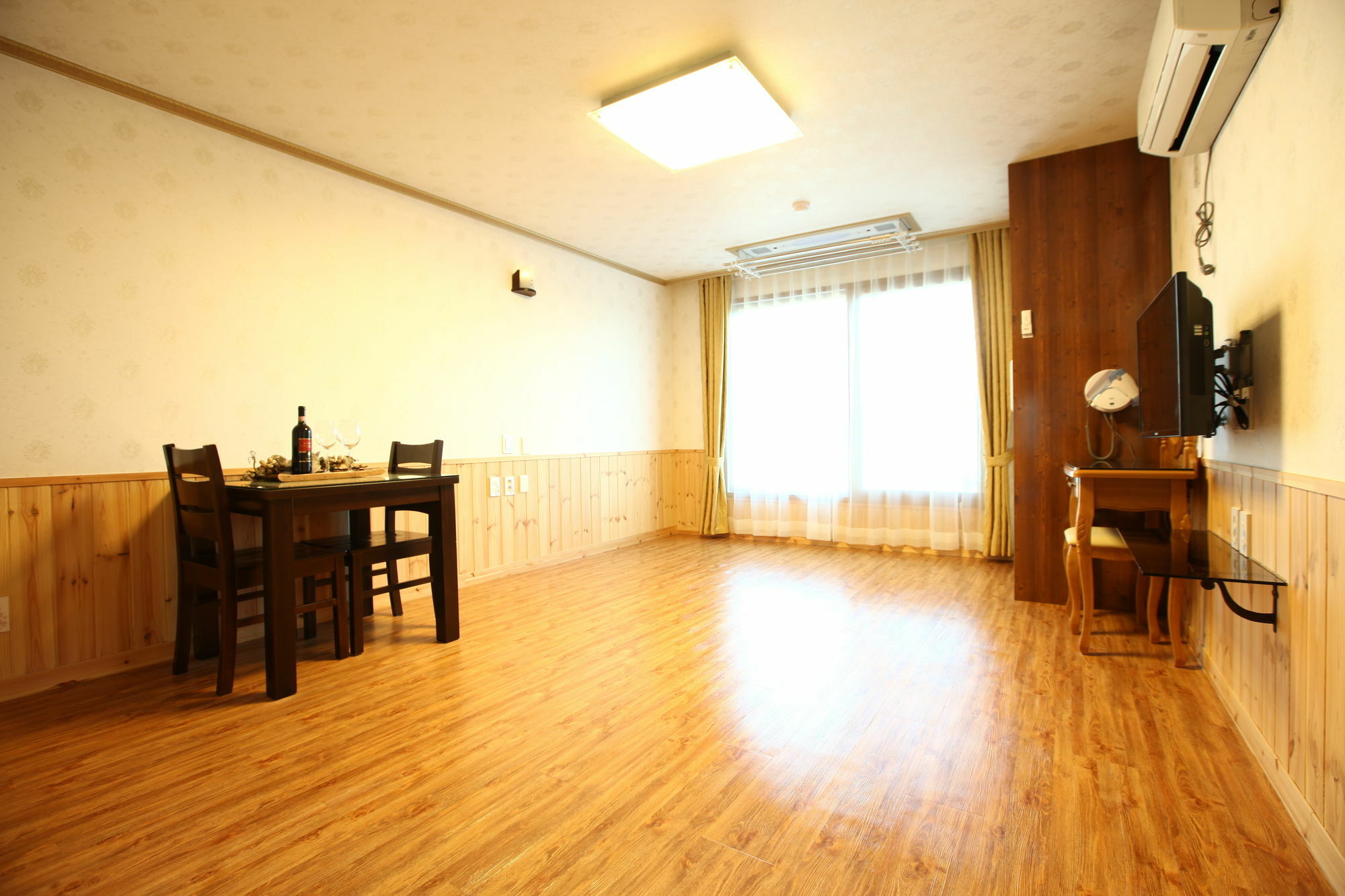 Jungmun Haesung Parktel Villa Seogwipo Bagian luar foto